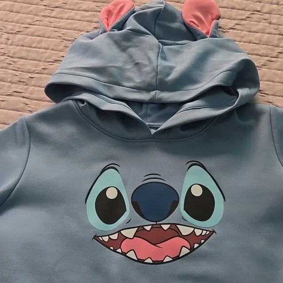 Stitch - Picture 2 of 4